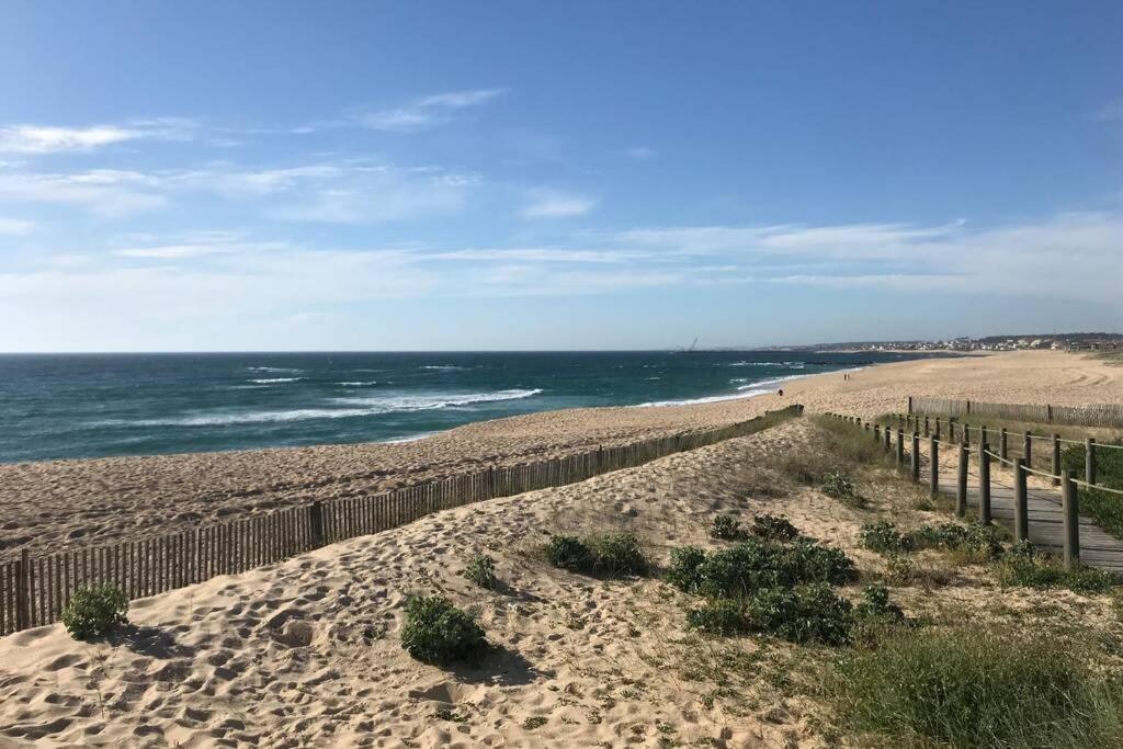 Lavra Sea & Sun Beach Apartment エクステリア 写真